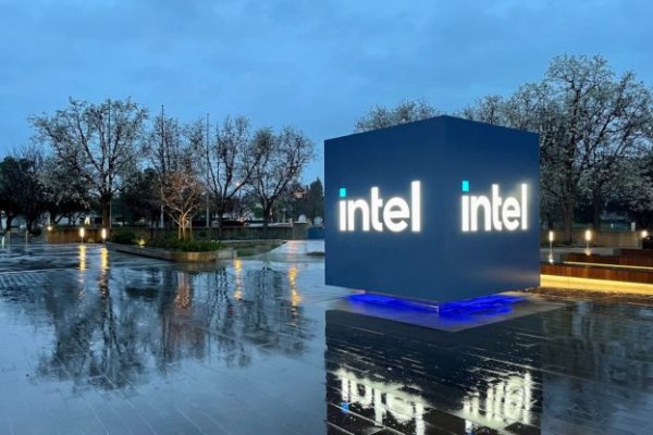 Former director pointed out that external investment is only a short-term superficial phenomenon, Intel really saves the privatization